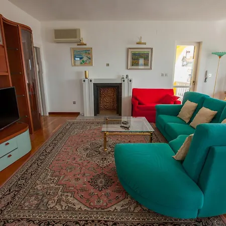 Iva Apartmán *