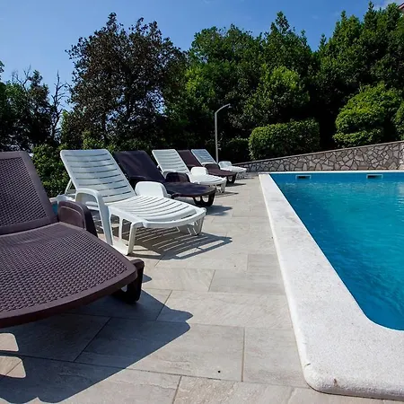 Iva Apartment *